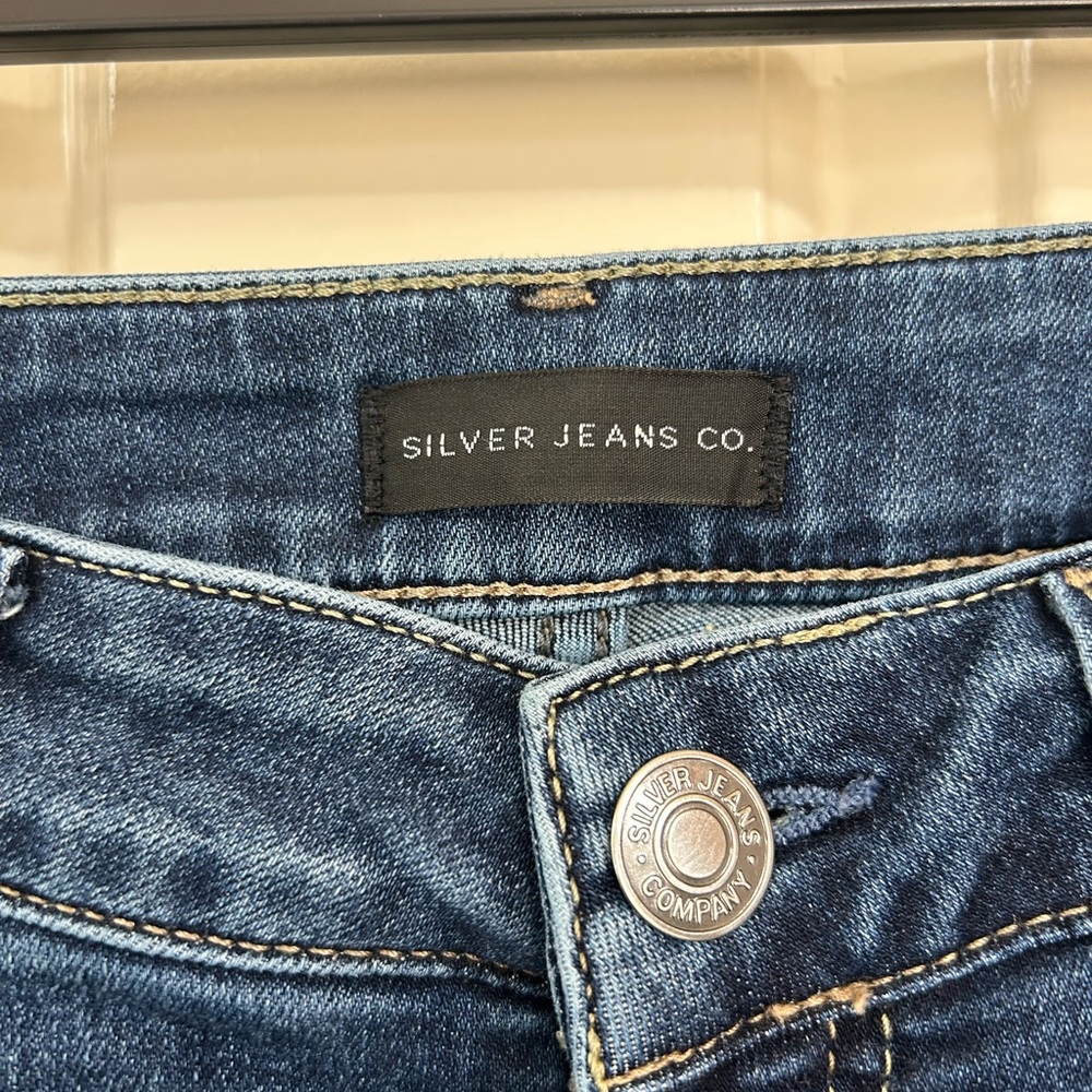 Women’s Silver Suki Skinny Crop Jeans 30x25 Blue Stretch Denim Mid rise